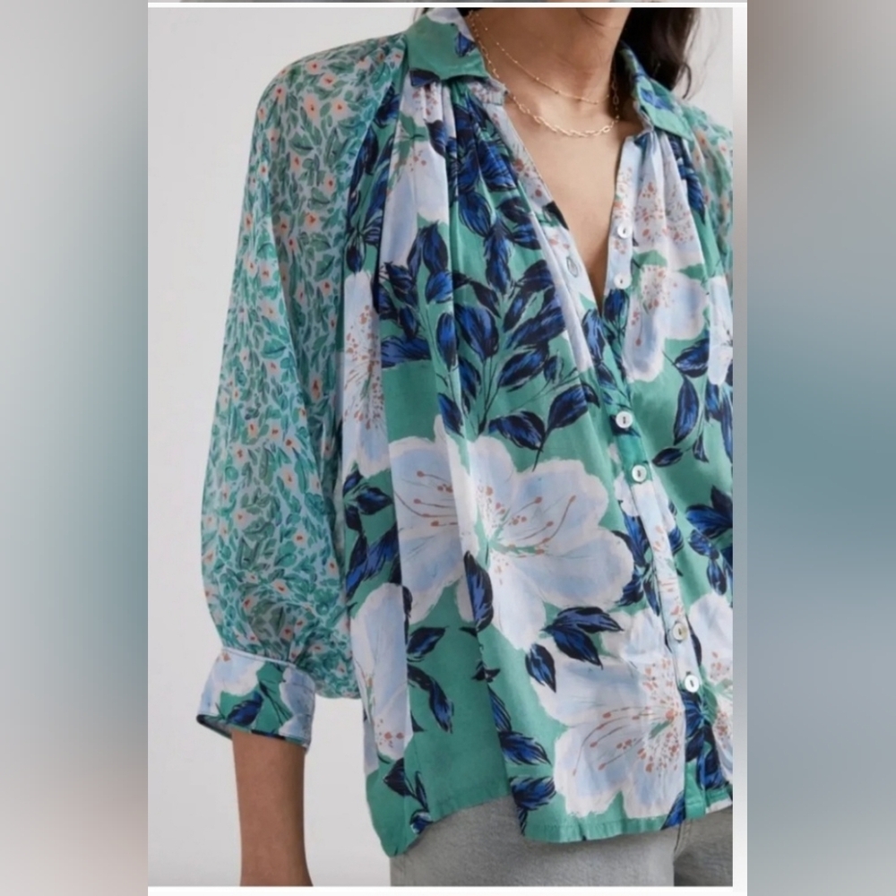 Roller Rabbit Clovis Floral Boho blouse size M Medium Womens Top Blue Green Nwot